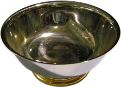 Deluxe Heavy Duty Soup Tureen 3-Quart, 8" Diameter, St. Steel w/Gold-Accent Base�TWO PIECES AVAILABLE