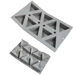 de Buyer Elastomoule Inverted Triangle, 10 Cavities 6.6 cm x 5.7 cm, 3.5cm High