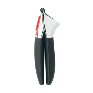 Oxo Good Grips Garlic Press