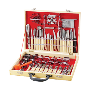 80 Piece Carving Set in Wooden Case
