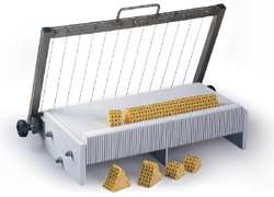 Guitar for Cake Logs. Base Size: 60cm x 34cm. Includes 3 Stainless Steel Cutting Frames