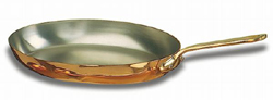 Copper Oval Frying Pan, Length 13 3/4", height 1 3/4", width 9"