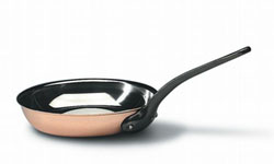 Copper Frying Pan, 11" diameter, 2 3/8 quarts, height 2 1/4"