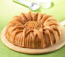 Nordiware Sunflower Pan, 10 cup capacity