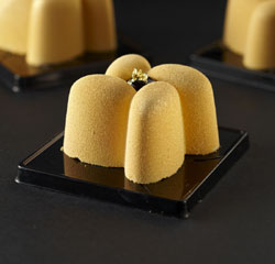 Pavoflex Flexible non-stick mold,INTRIGO, 70mm h42mm, 24cav. 100ml volume. Overall size: 600 x 400mm.