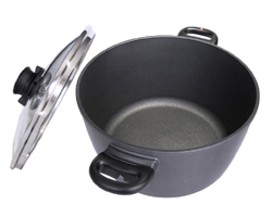 Swiss Diamond Non-stick 4.2 qt Covered Soup Pot 10"