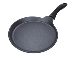 Swiss Diamond Non-stick Breakfast Pan 9"