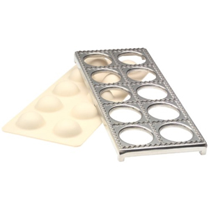 Ravioli Maker, Ten 2-1/2 Squares