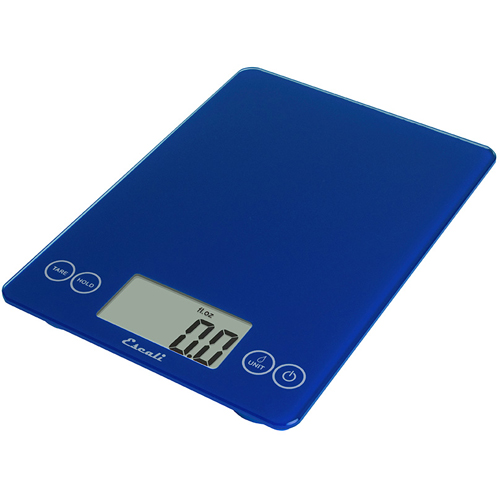 The new standard in kitchen scales Capable of weighing liquid and dry ingredients up to an astounding 15 lbs with an accuracy of 0.1 ounces, or 1 gram. The Arti&rsquo;s list of features is long and lo
