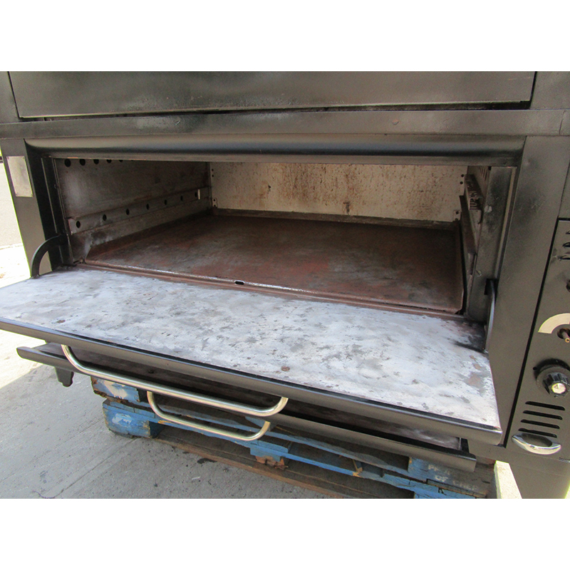 Blodgett Double Deck Gas Oven 981/951, Very Good Condition image 3