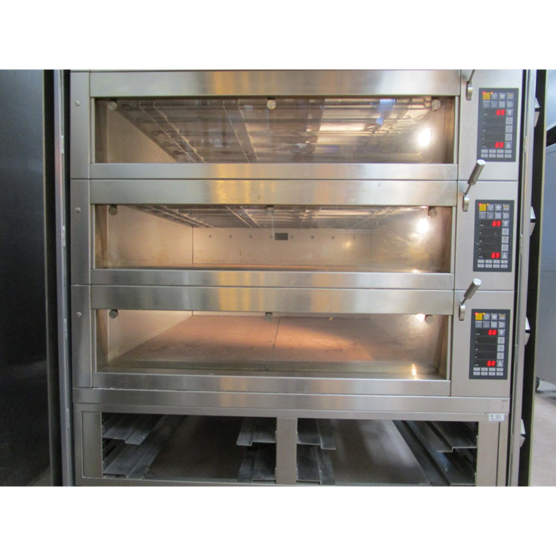 Miwe 4 Deck Electric Oven with Loader CO 4.1212, Used Excellent Condition image 4