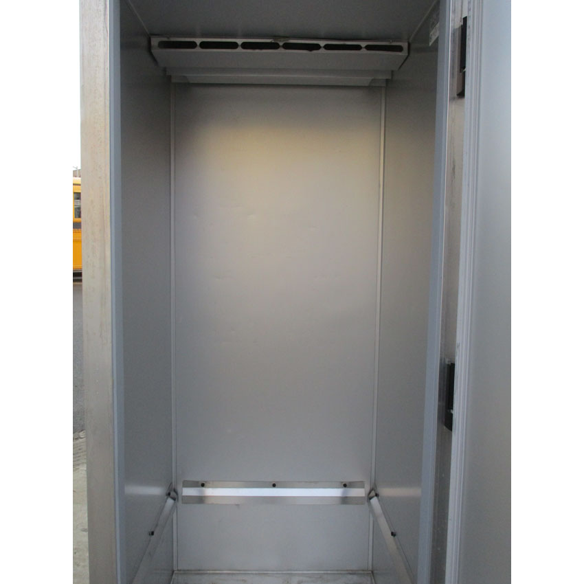 Delfield MFRI1-S Roll-In Freezer, Excellent Condition image 4