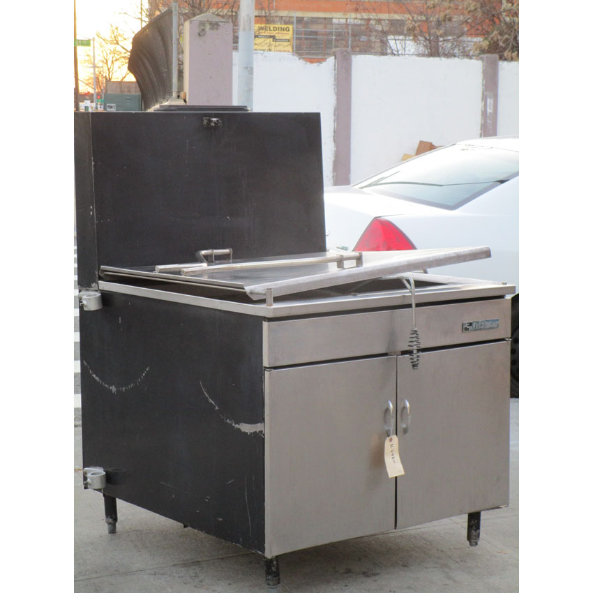 Pitco 34" Fryer Model 34S, Natrual Gas, Great Condition image 4