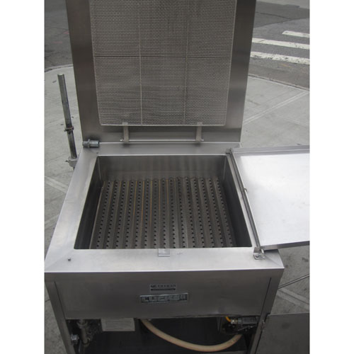 Used Lucks 24x24 Donut Fryer With Filter (Used Condition) image 3