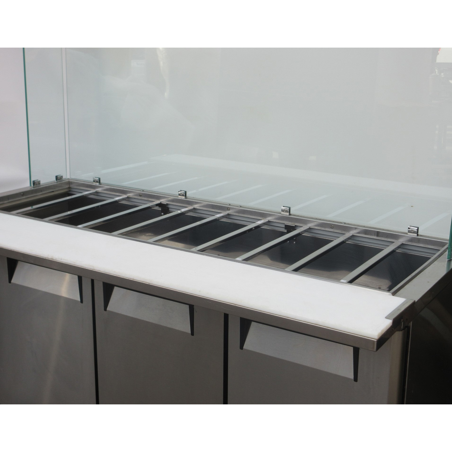 Turbo Air JBT-72-N 72'' Salad Bar W/Sneeze Guard, Used Excellent Condition image 2