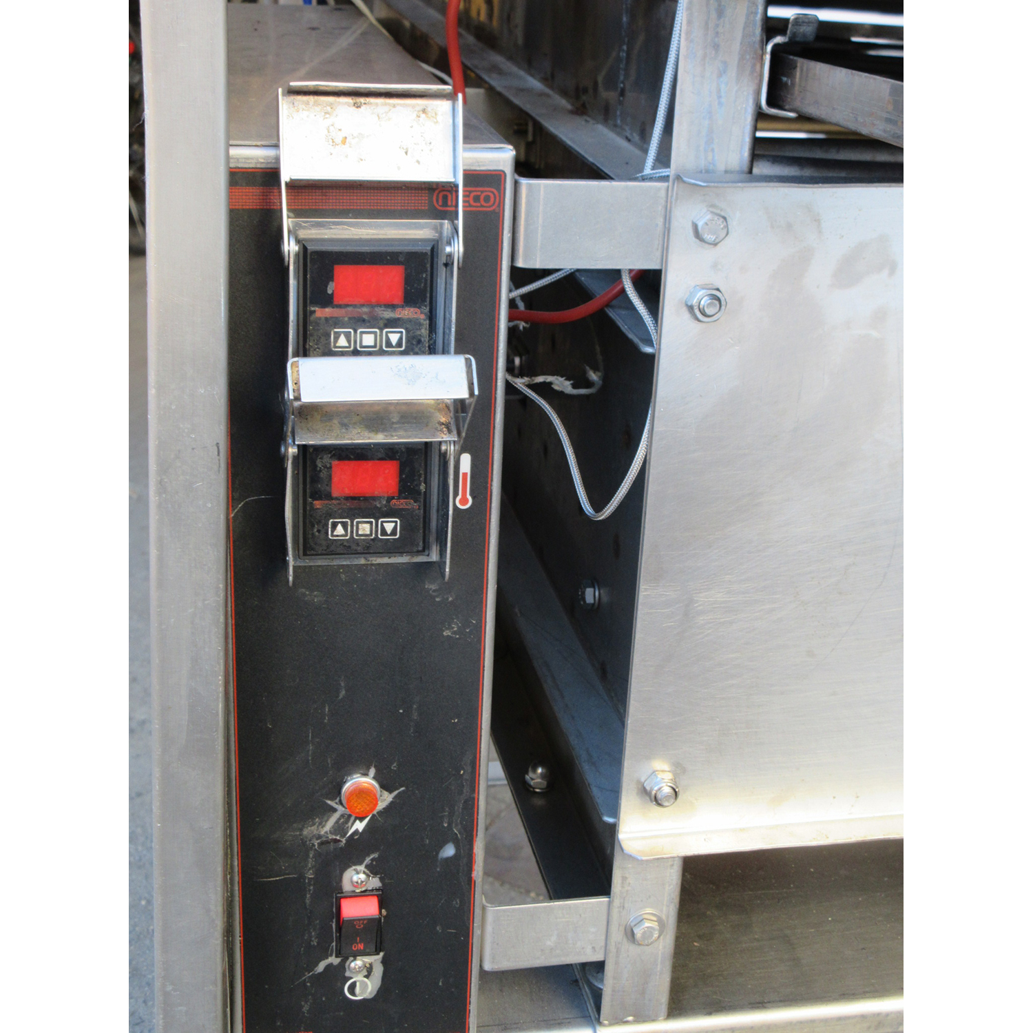 Nieco N2500 Automatic Conveyor Broiler, Used Excellent Condition image 2