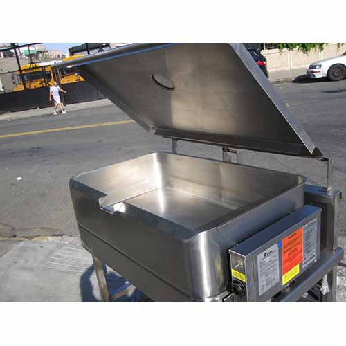 Groen Braising Pan 40 Gal. Model NHFP-E-4 Used Great Condition image 1