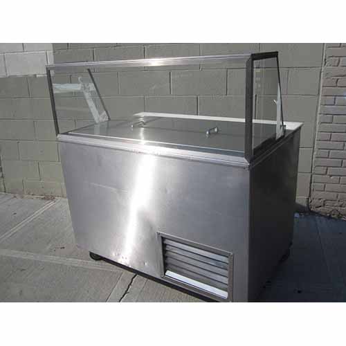 Universal Coolers Salad Bar Model SC48BM Used Great Condition image 3