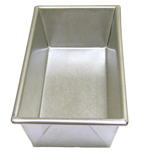 Chicago Metallic Bread Pan, Aluminized Steel, NOT Glazed, 8-1/2" x 4-1/2" x 2-3/4" High - Case of 12