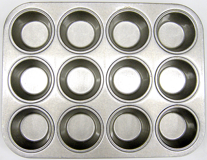 unknown Chicago Metallic Aluminized Steel Cupcake Pan Glazed, 12 Cavities, Each Cavity 2-3/4