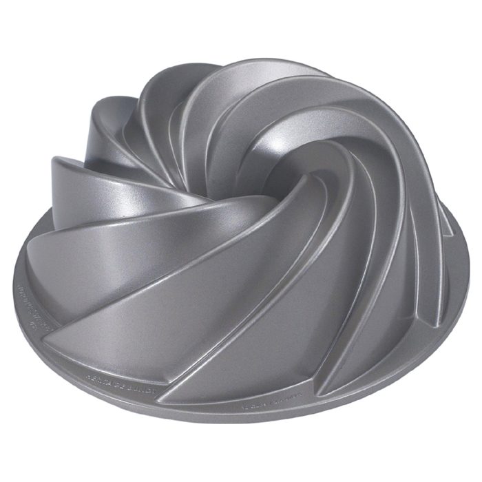 Nordic Ware Nordicware Commercial Heritage Bundt Cake Pan, 10 cup capacity