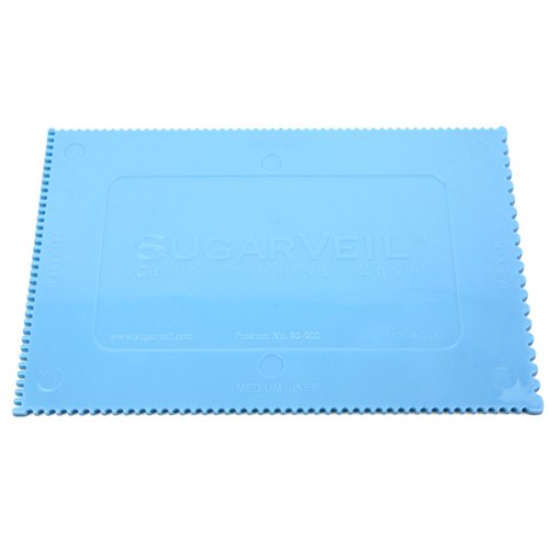 Use the SugarVeil Confectionery Comb to comb lines through SugarVeil Confectionery Icing on a seasoned Silpat or parchment sheet. Twist, knot, or tie the resulting elegant laces to place on a cake. Yo