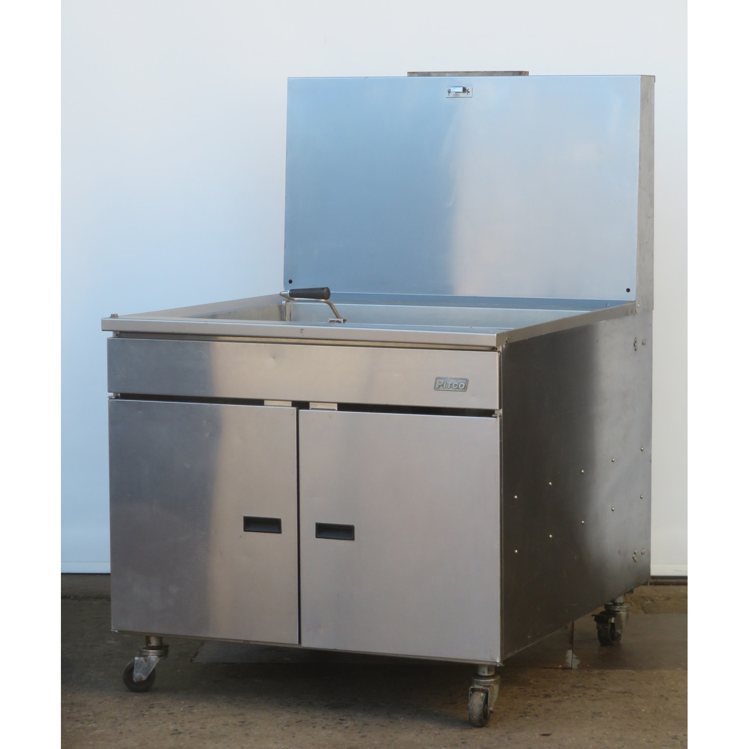 Pitco 34PSS Gas Donut Fryer, Used Excellent Condition