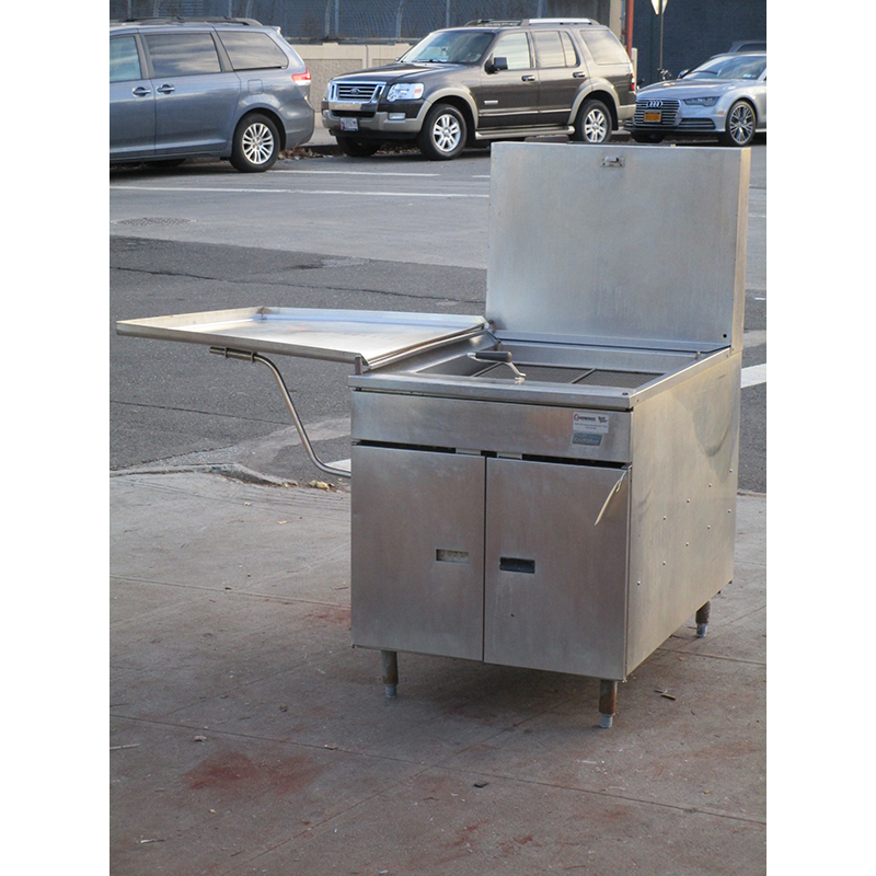 Pitco Gas Fryer 24PSS, Very Good Condition