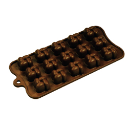 Fat Daddio's Silicone Chocolate Mold: Interlocking Square, 15 Cavities