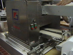 Cinelli-Esperia Bread Moulder Panini Machine