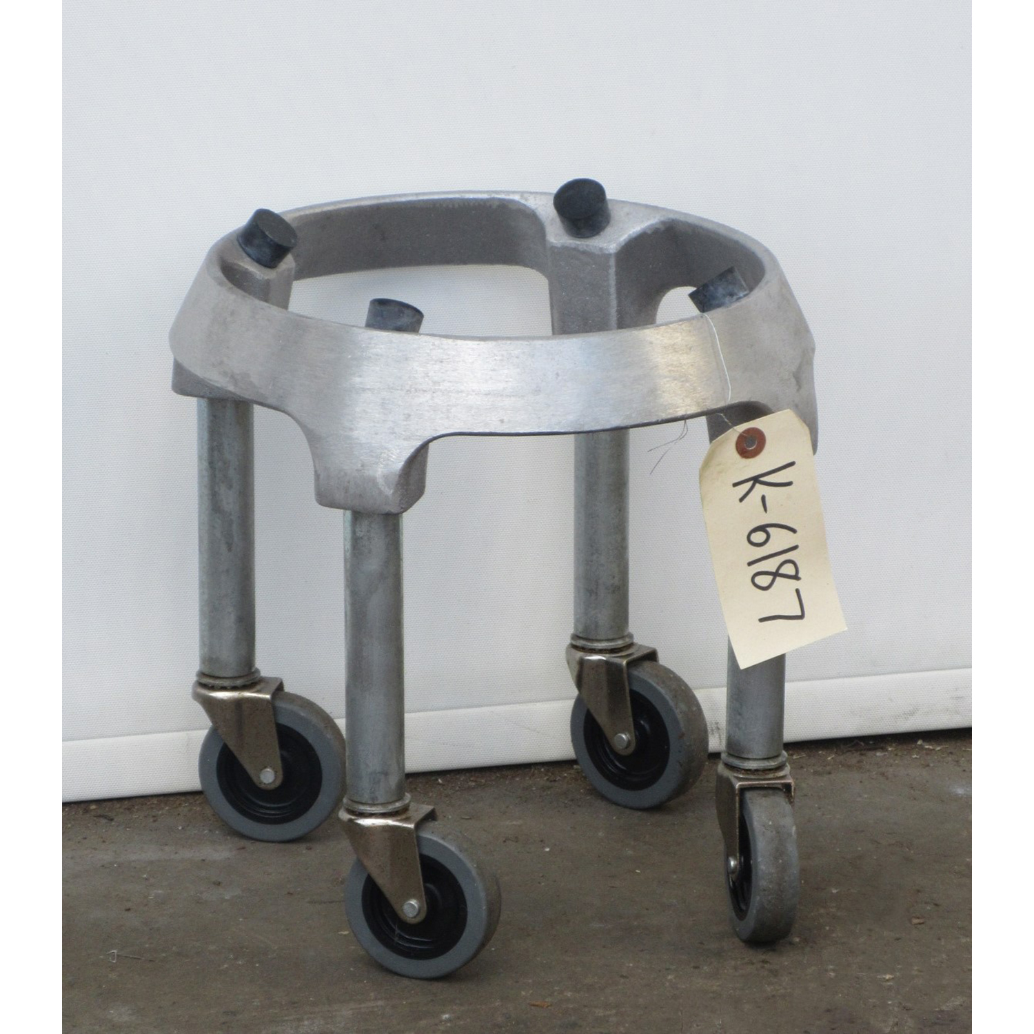 Hobart TRUCK-HL4030 Dolly for 30 & 40 qt Mixer Bowls, Used Excellent Condition
