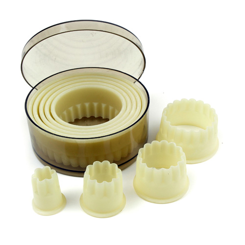 O'Creme Heat Resistant Cutters, Fluted Round, 9-Piece Set