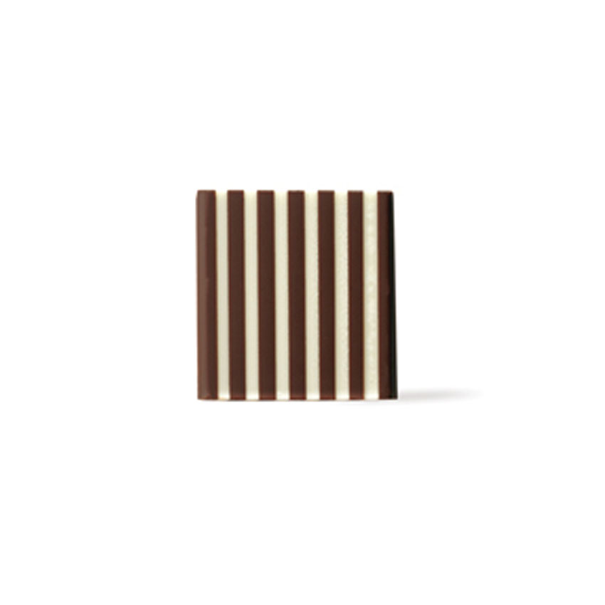 Dobla Chocolate Domino Square - Dark / White