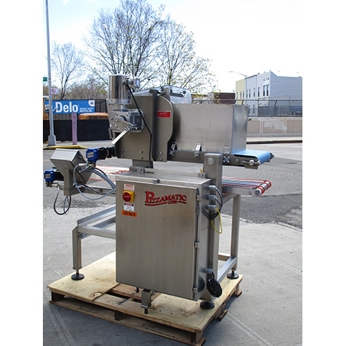 Pizzamatic WA-40 Waterfall Topping Applicator, Excellent Condition image 1