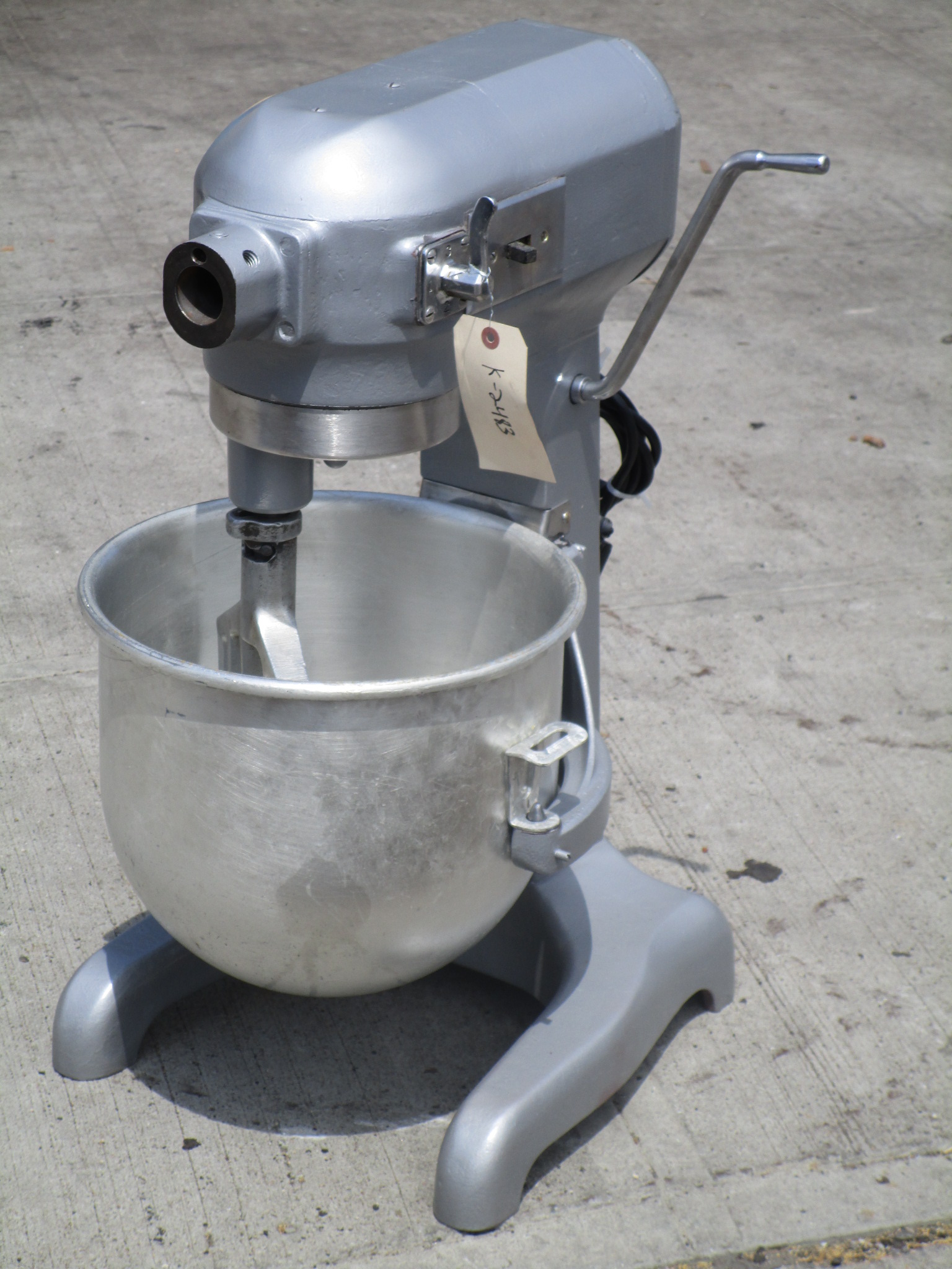 Hobart 20 Quart Mixer A200, Excellent Condition image 3