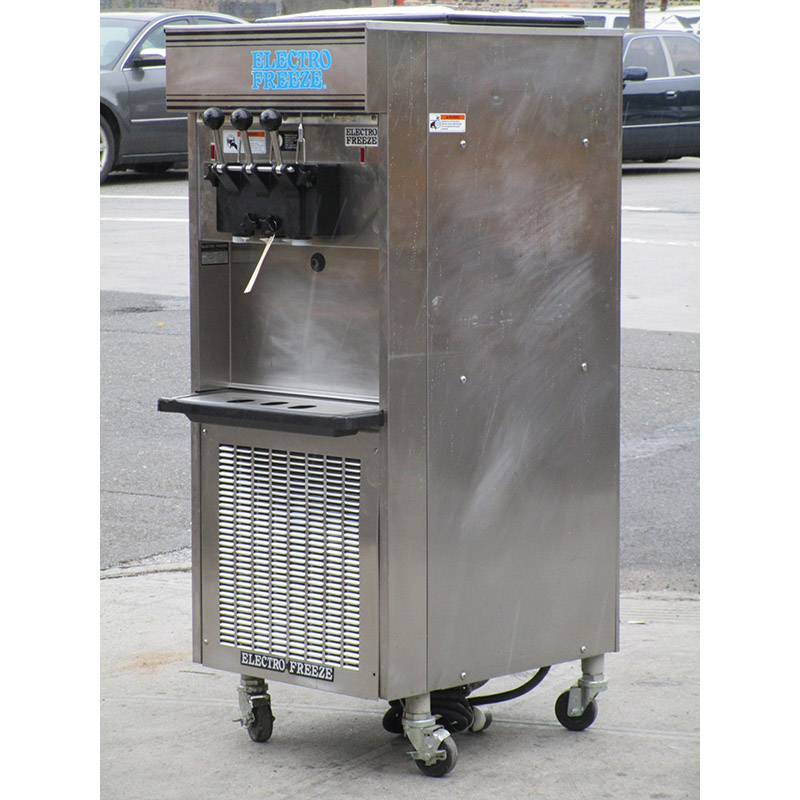 Electro Freeze SL500 Gravity Twist Freezer, Water Cooled, Very Good Condition image 2