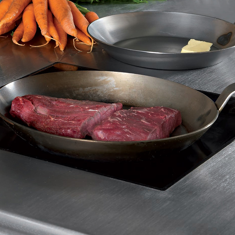 Matfer Black Steel Fry Pan,  9-1/2 inch image 6