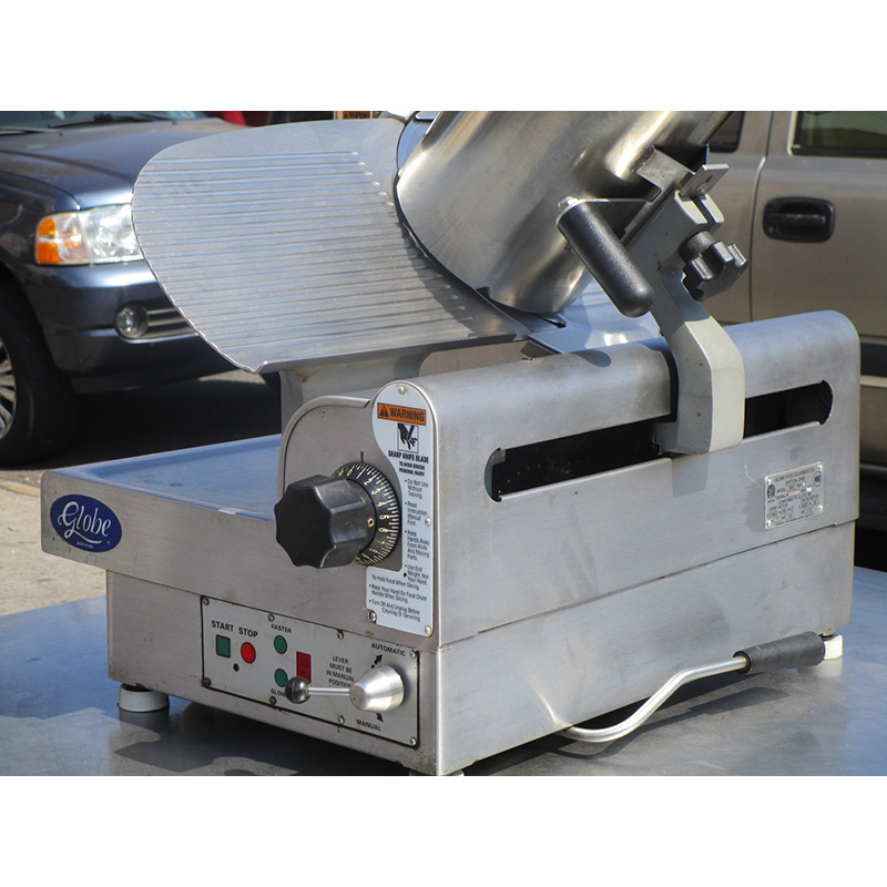 Globe Two Speed Automatic Slicer 3850, Great Condition image 3