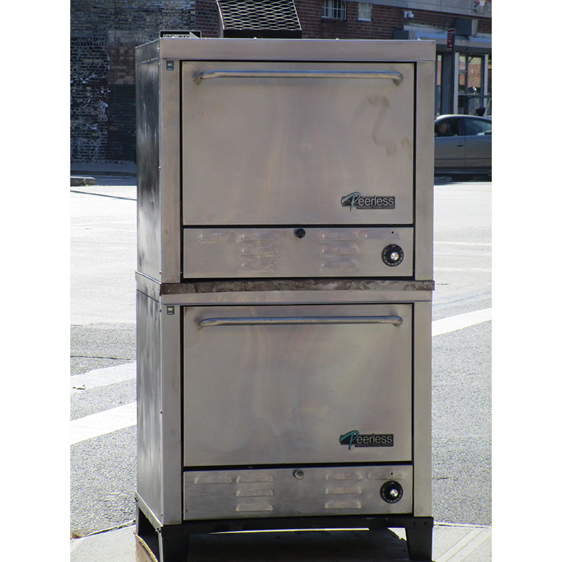 Peerless C131NS Double Deck Gas Pizza Oven, Good Condition image 1