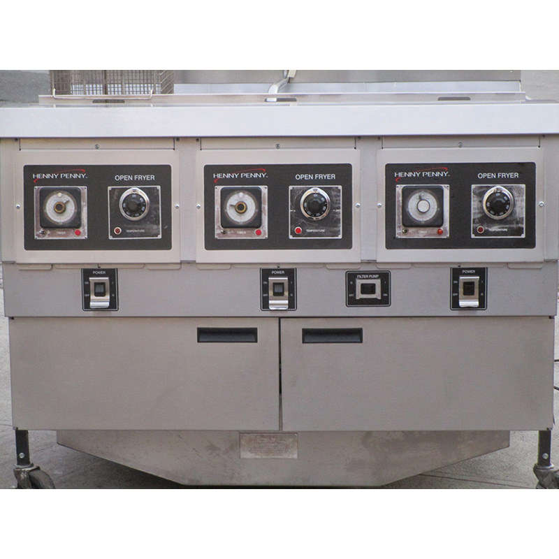 Henny Penny 3 Well Open Gas Fryer OFG-323, Great Condition image 1