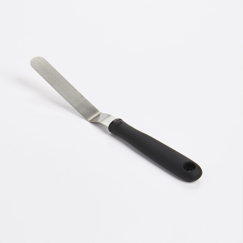 Oxo Good Grips 1248980 Offset Icing Spatula image 1