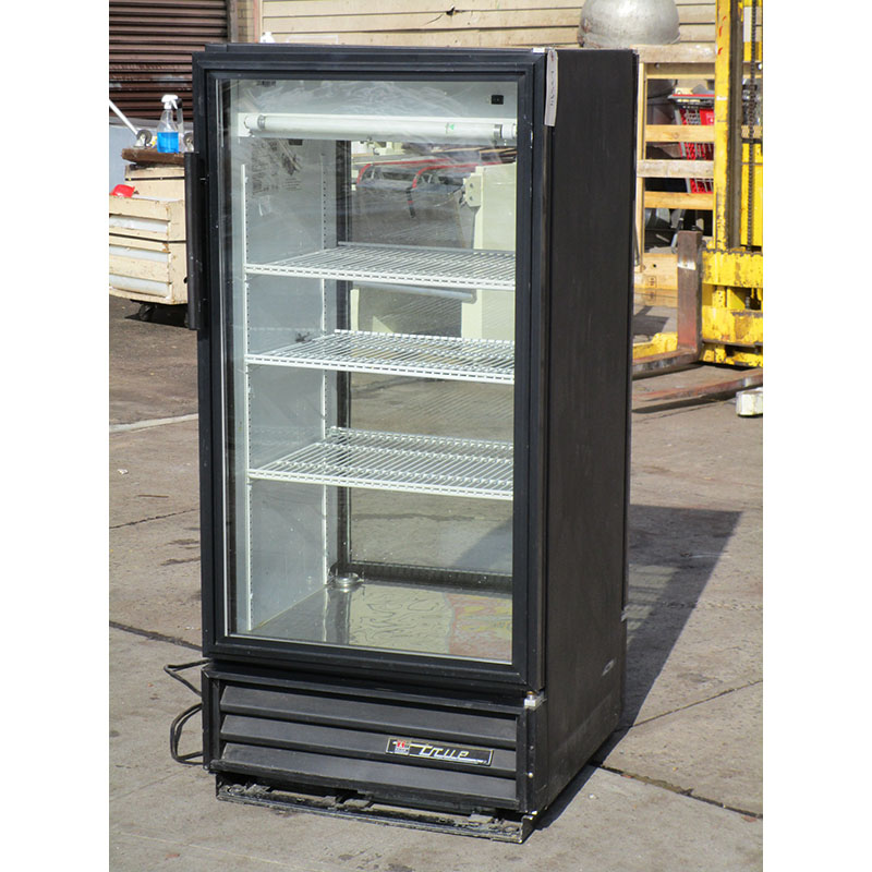 True GDM-10PT Pass-Through Refrigerator, Good Condition image 2