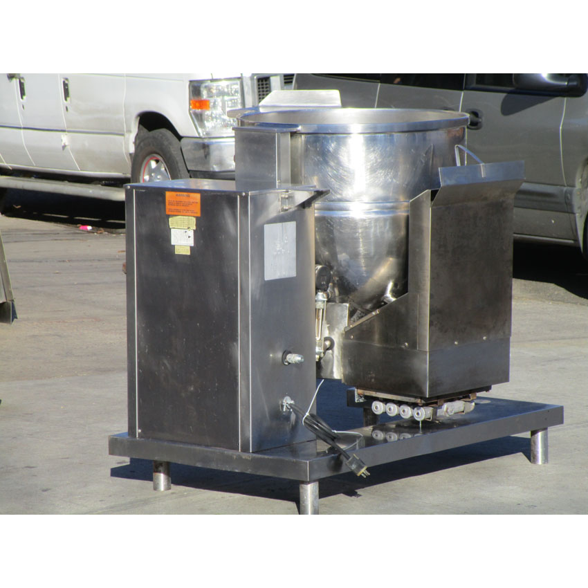 Groen 40 Gallon Steam Jacketed Tilting Kettle DH/1P-40, Very Good Condition image 2