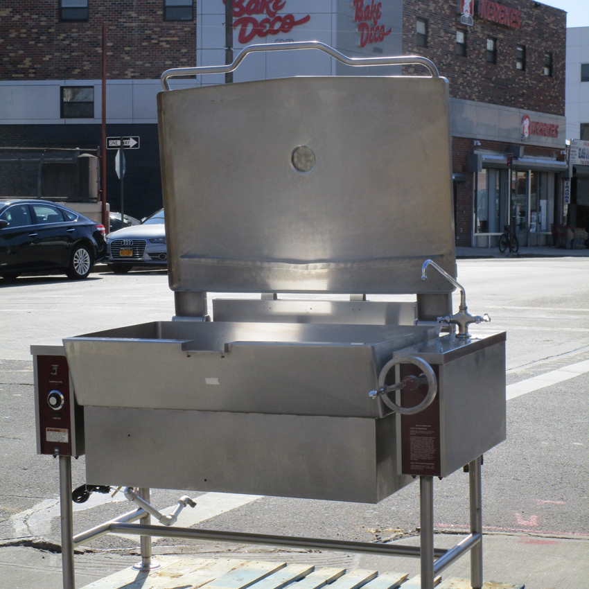 Southbend BGLT-40 Tilting Gas Skillet Braising Pan, Great Condition image 1