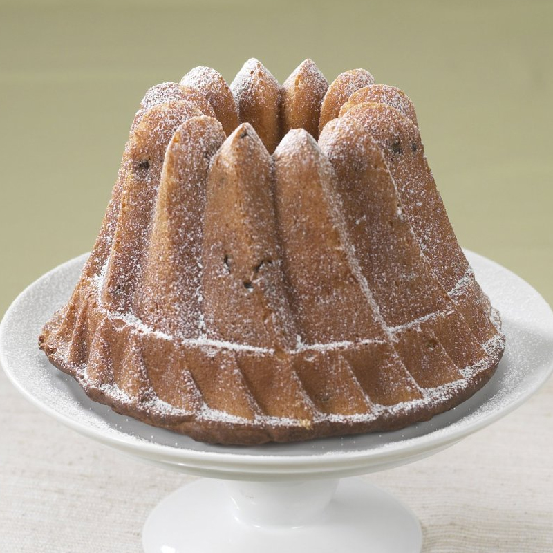 Nordic Ware Platinum Collection Kugelhopf Bundt Pan, 10 cup Bundt