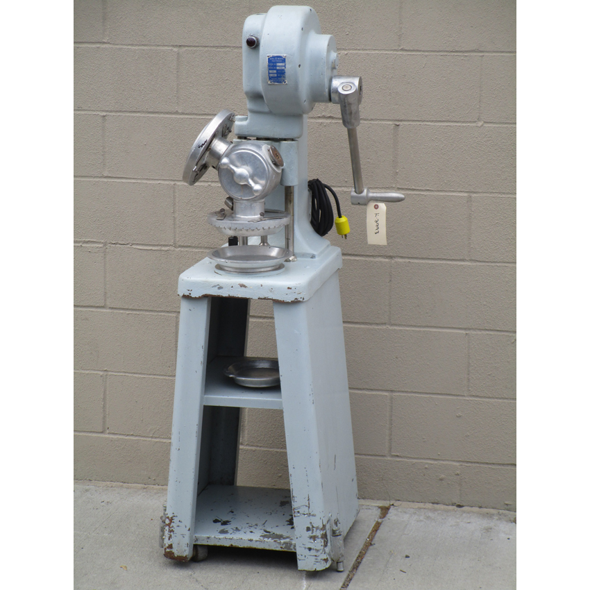 Kaiser Pie Press 300 With Two Dies, Good Condition image 1