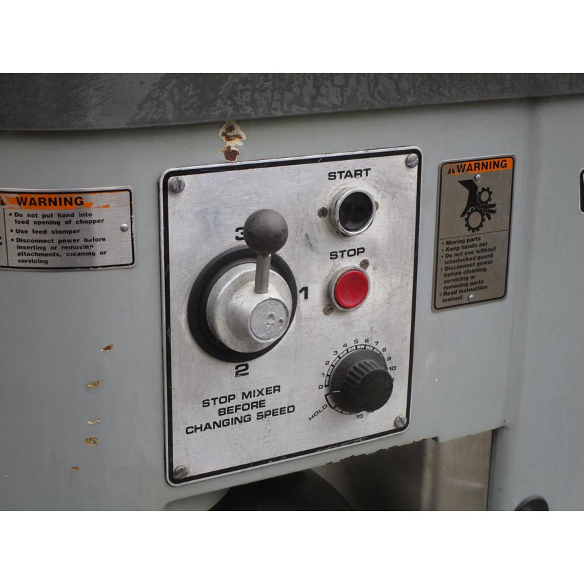 Hobart 40 Quart Mixer D340 With a Bowl Gaurd, Excellent Condition image 3