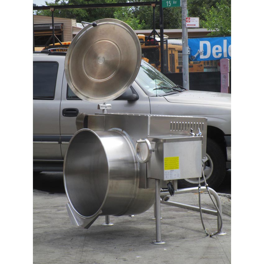 Cleveland KGL-60-T 60 Gallon Tilting 2/3 Steam Jacketed Natrual Gas Kettle, Excellent Condition image 6