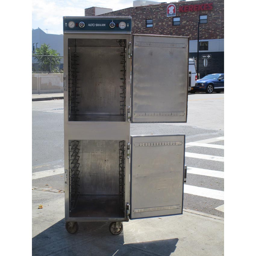 Alto Shaam Double Hot Holding Cabinet Model 1000-UP, Great Condition image 3