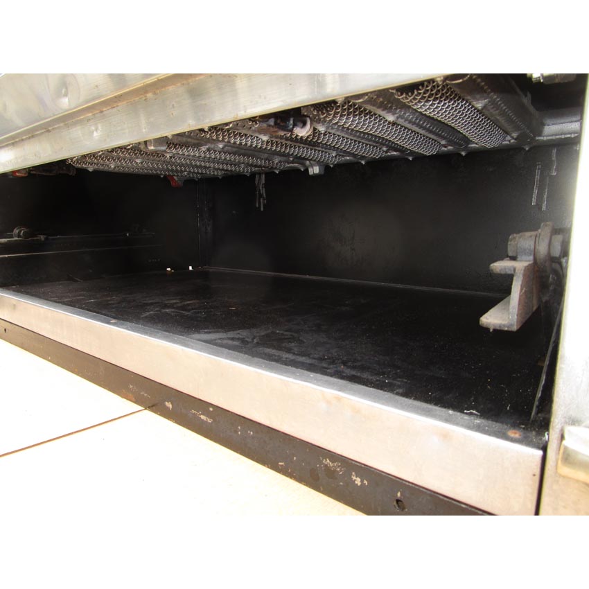 Grindmaster-Cecilware HDB2042 42" Combination Gas Griddle and Cheese Melter, Used, Missing Adjustable Rack image 1